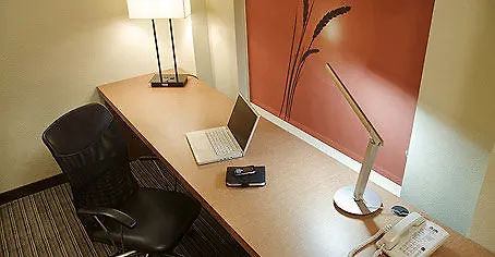 La Quinta Inns Suites